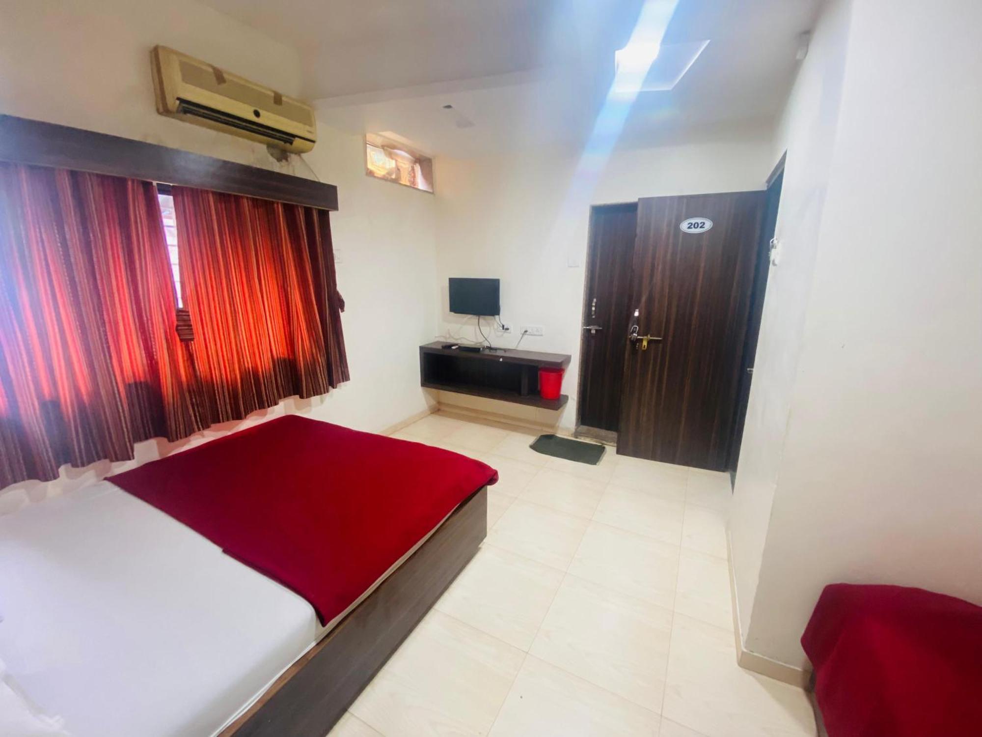 Hotel Sai Bhawani Shirdi Exterior foto